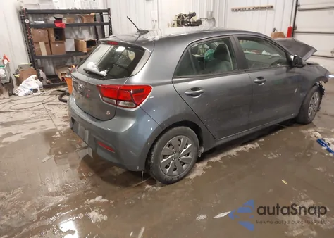2020 Kia Rio 5-Door S z USA, uszkodzony, nr VIN 3KPA25AD8LE334530